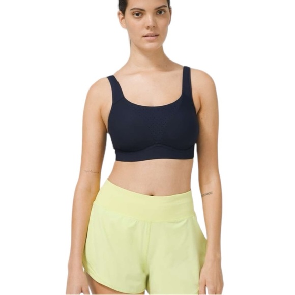 Lululemon Run Times Bra - Picture 1 of 9